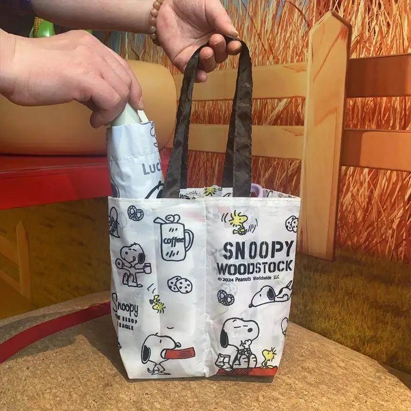 

Japanese Snoopy peripherals, cute dogs, flip-up water cup cover, double cup bag, cartoon thermos cup storage bag, cartoon