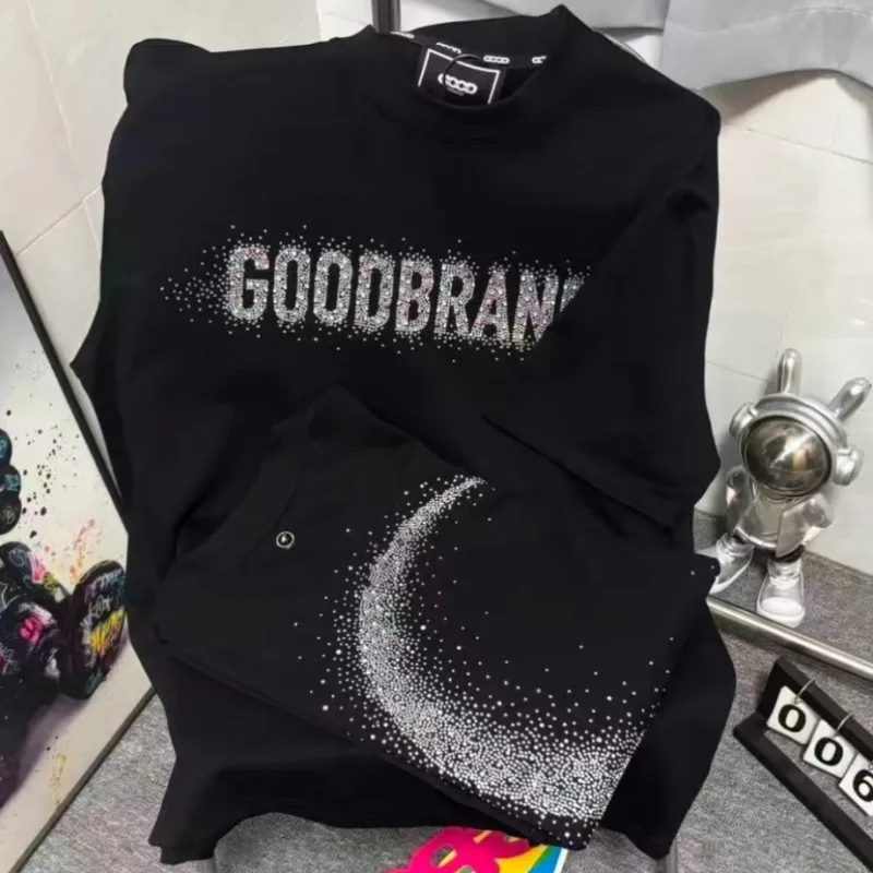 

Футболка GOODBRAND с логотипом в виде алмазного алфавита и стразами, унисекс, повседневная, с круглым вырезом, коротким рукавом, для уличного стиля