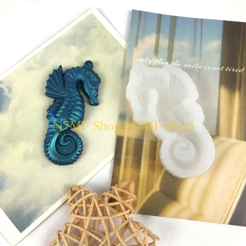 

N7MF Semi-stereoscopic Seahorse Silicone Mold for DIY Keychain Epoxy Resin Jewelry