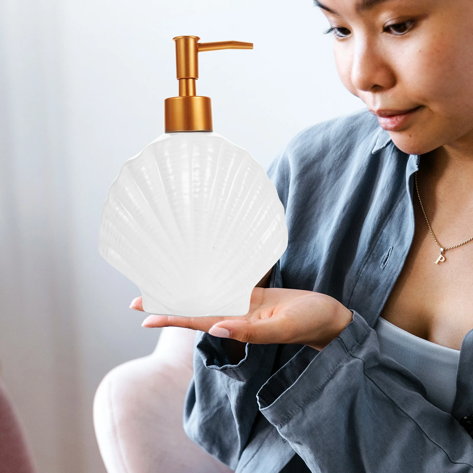 

Ceramic Soap Dispenser Sea Style Lotion Bottle Bathroom Decorative Press Type Shower Gel Container Refillable Hand Soap