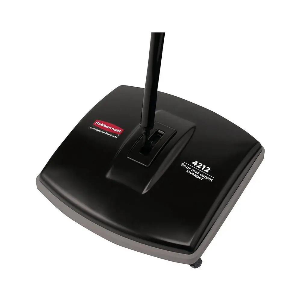 Ручная подметальная машина с одной щеткой и поддоном для мусора Пластиковая стальная конструкция Низкопрофильный дизайн Резиновые колеса Пол и