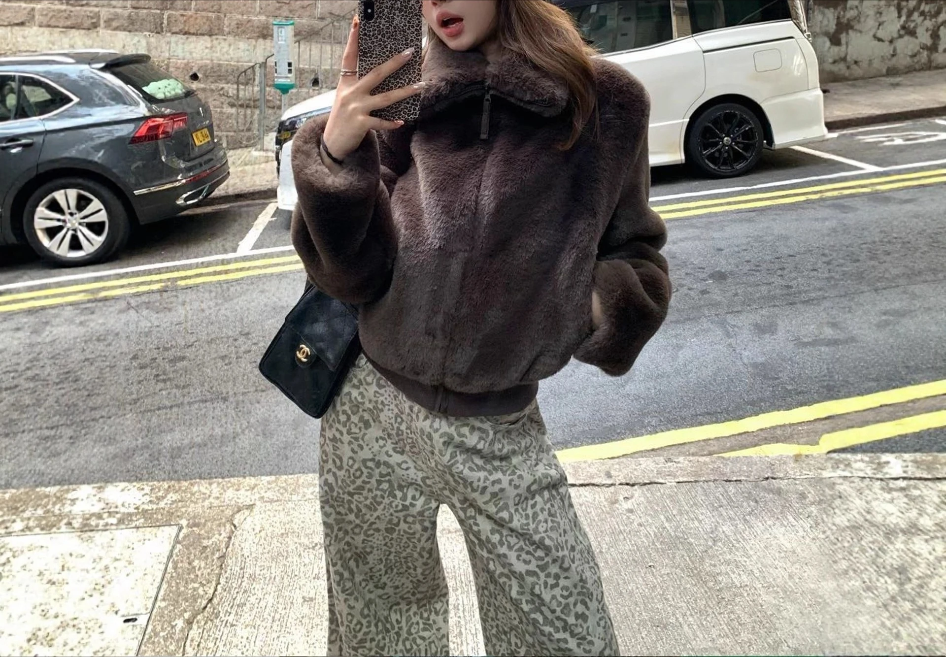 Eco-friendly Imitation Fur Laoqian Fur Slimming Coat for Women