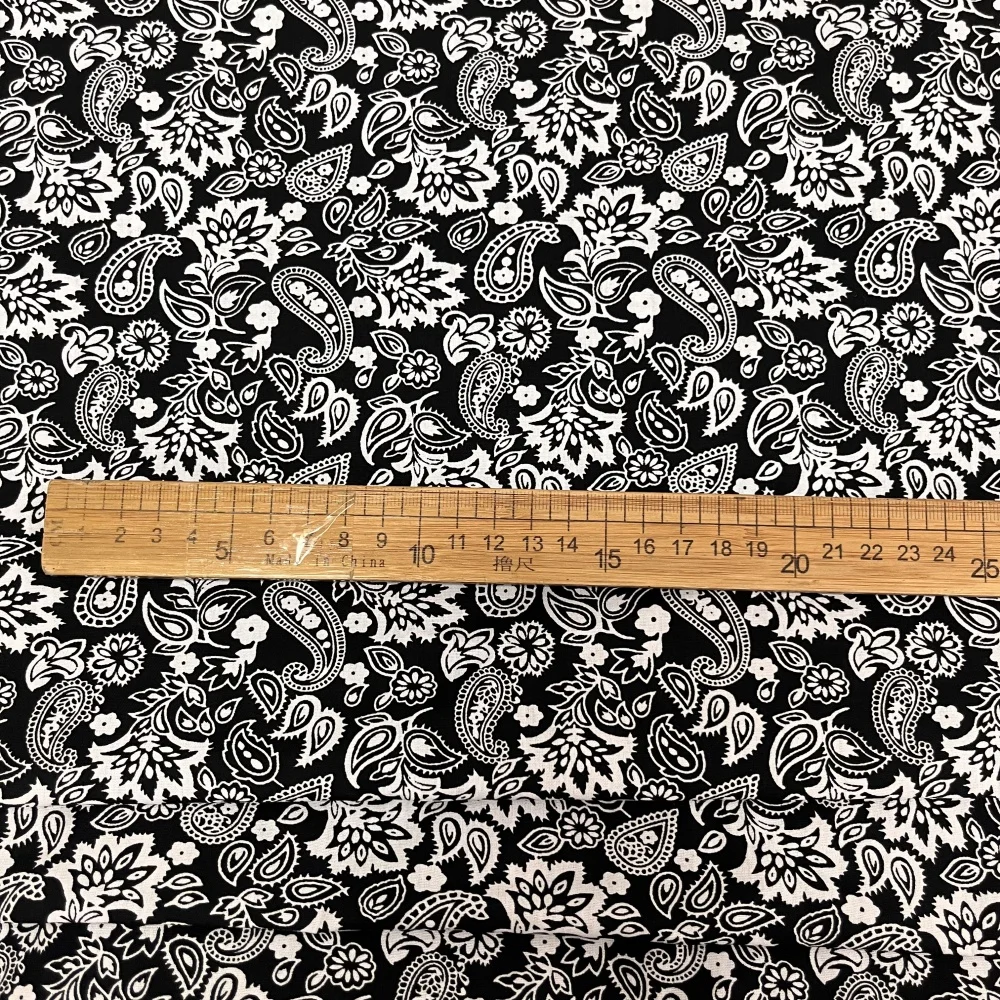 Classic Cashew Flower Design Available Great Cotton Fabric with Top Quality for Lovely Bag