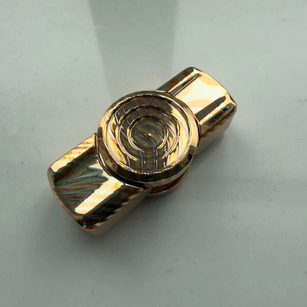 

Модный гироскоп на кончиках пальцев EDC, медный материал лошади