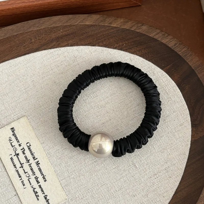 Korea Fashion Pearl Silk Hair Scrunchie For Women Elastic Silk Hair Tie Girls Red Hair Rubber Bands ponytail holder Hair rope view 5
