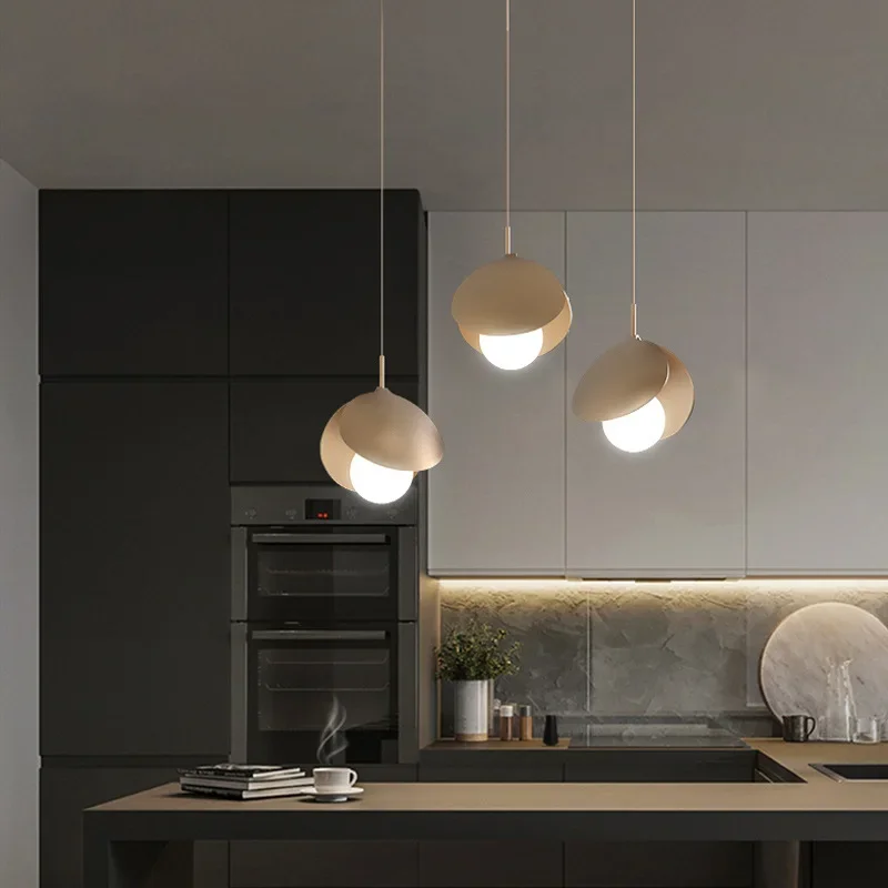 Dining room chandelier disc three head entrance bar table personality combination small chandelier