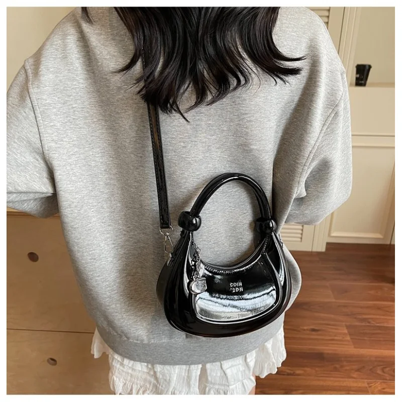 

trendy fanny pack with zipper pockets women pu leather handbag adjustable strap casual outdoor travel bag