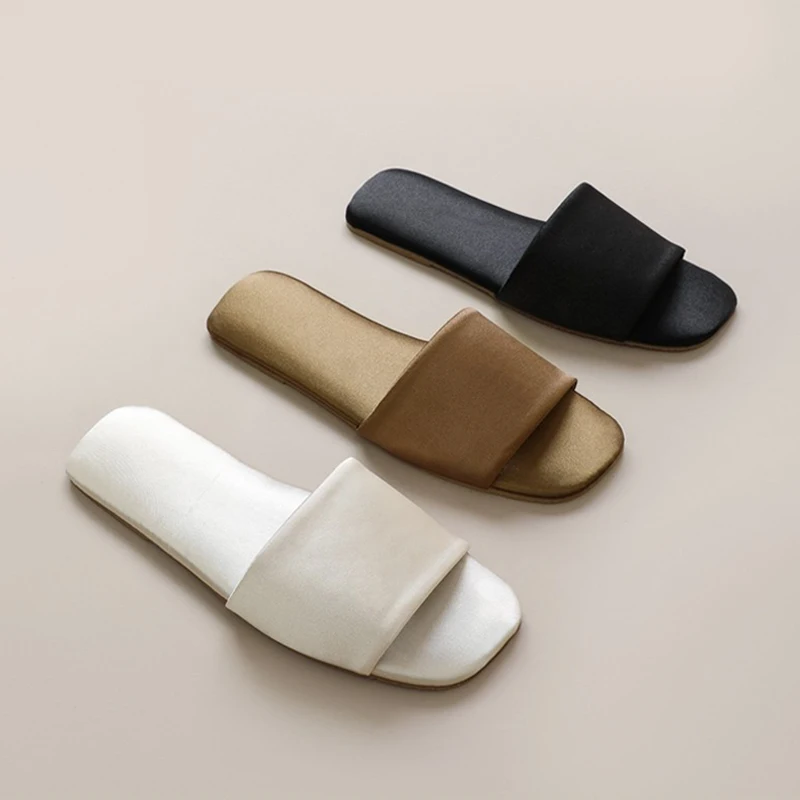 

2025 Summer Women's Anti-Slip Satin Slippers Home & Outdoor Wear Comfortable Cool Stylish and Durable for Modern Living