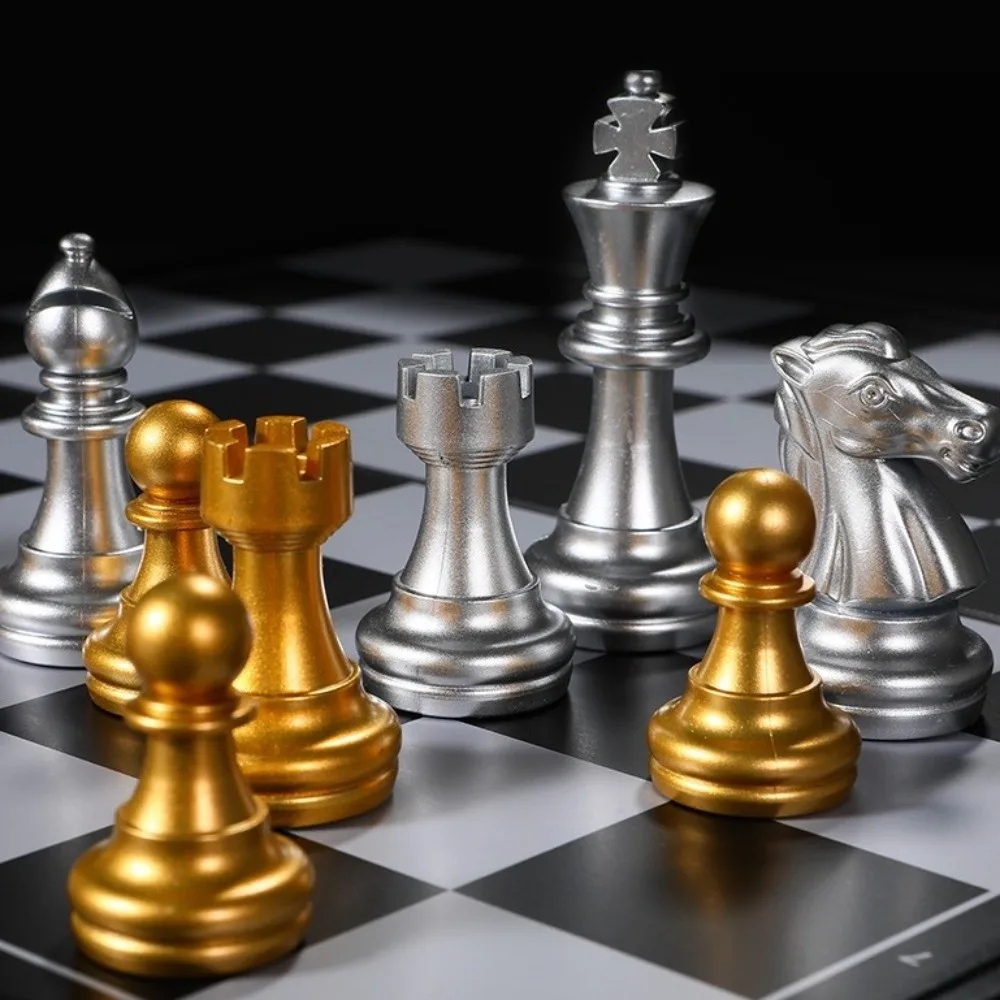 Portable 25/32cm Chessboard Magnetic Chess Set Magnet Plastic International Chess Folding Portable English Chess Outdoor
