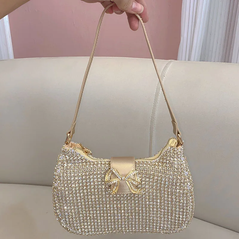 

Shiny not full of water Diamond Celebrity Personality Pillow Bag Banquet Bento Boston Pearl Clutch Messenger Bag
