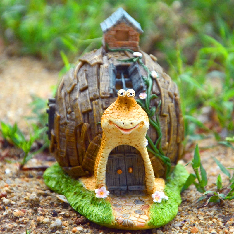 

Pastoral Snail House with Light Fairy Dwarf Fairytales Decoration Creative Cute Gnome House Garden Micro Landscape Ornaments