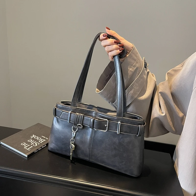 

Повседневные однотонные сумки на плечо с внутренним отделением, сумки на плечо, большие вместительные сумки, лидер продаж для женщин, женские сумки из искусственной кожи на молнии