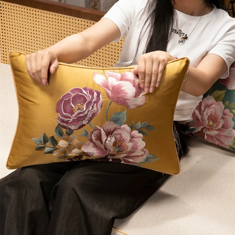 Luxury Chinese Style Designer Lumbar Pillow Case Embroideried Flowers 35x50cm Home Chair Decorative Cushion Cover 1 Piece Pack