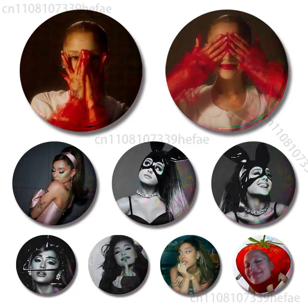 

Singer A-Ariana Grande Pin Tinplate Round Brooch Cosplay Nijigen Otaku Culture Badges 58mm 44mm 32mm 75mm 25mm