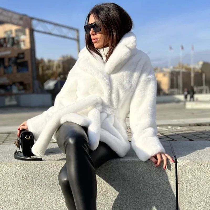 Luxury Solid White Belted Faux Fur Coat Women Thick Warm Fluffy Plush Jacket Chic Ladies Street Fashion Winter Overcoats Outfits