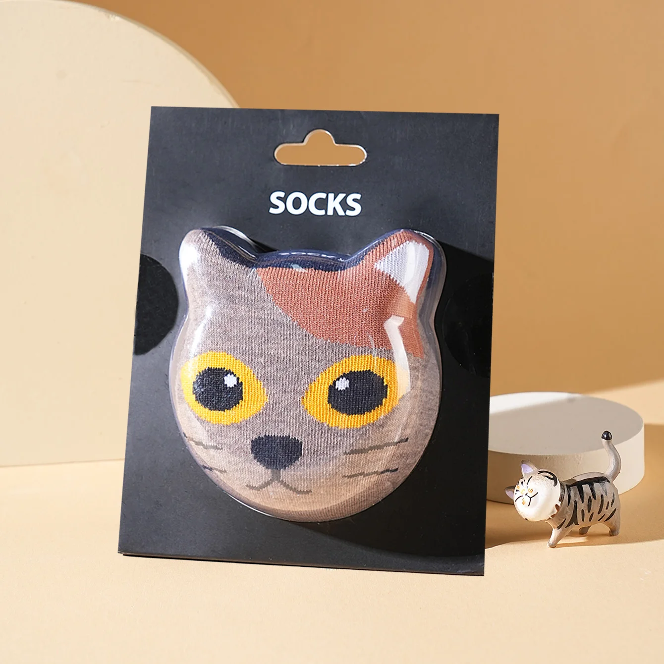 1 pair of unisex short socks with a novel and interesting animal cat design, gift box socks, creative socks, fashionable and trendy style, comfortable and breathable, suitable for parties, casual wear, Valentine's Day, Halloween, birthdays, Christmas, New Year, Thanksgiving, autumn and winter, all-season style, creative gift box
