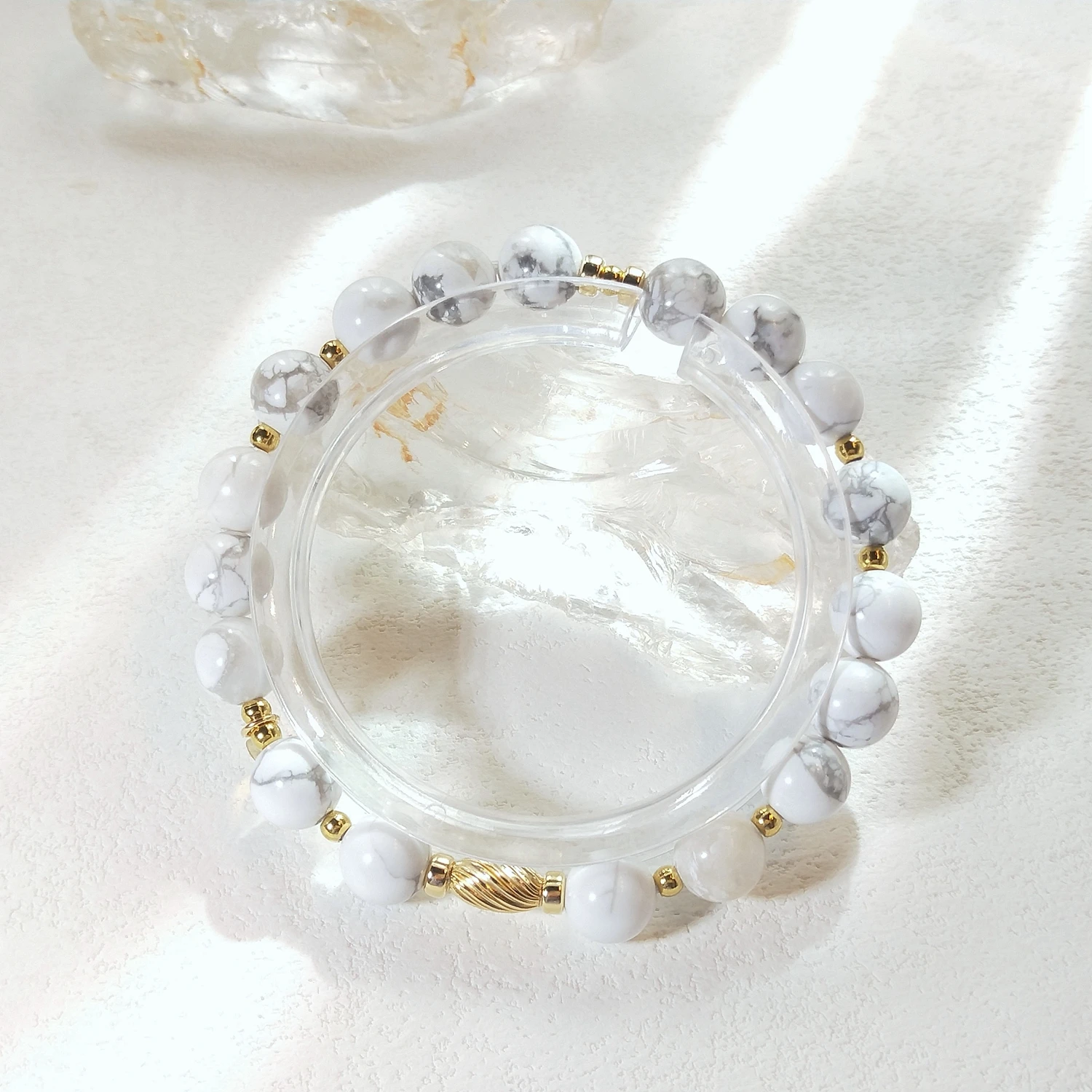 Lii Ji Natural Howlite 6/8mm With Crystal American 14K Gold Filled Elastic Bracelet