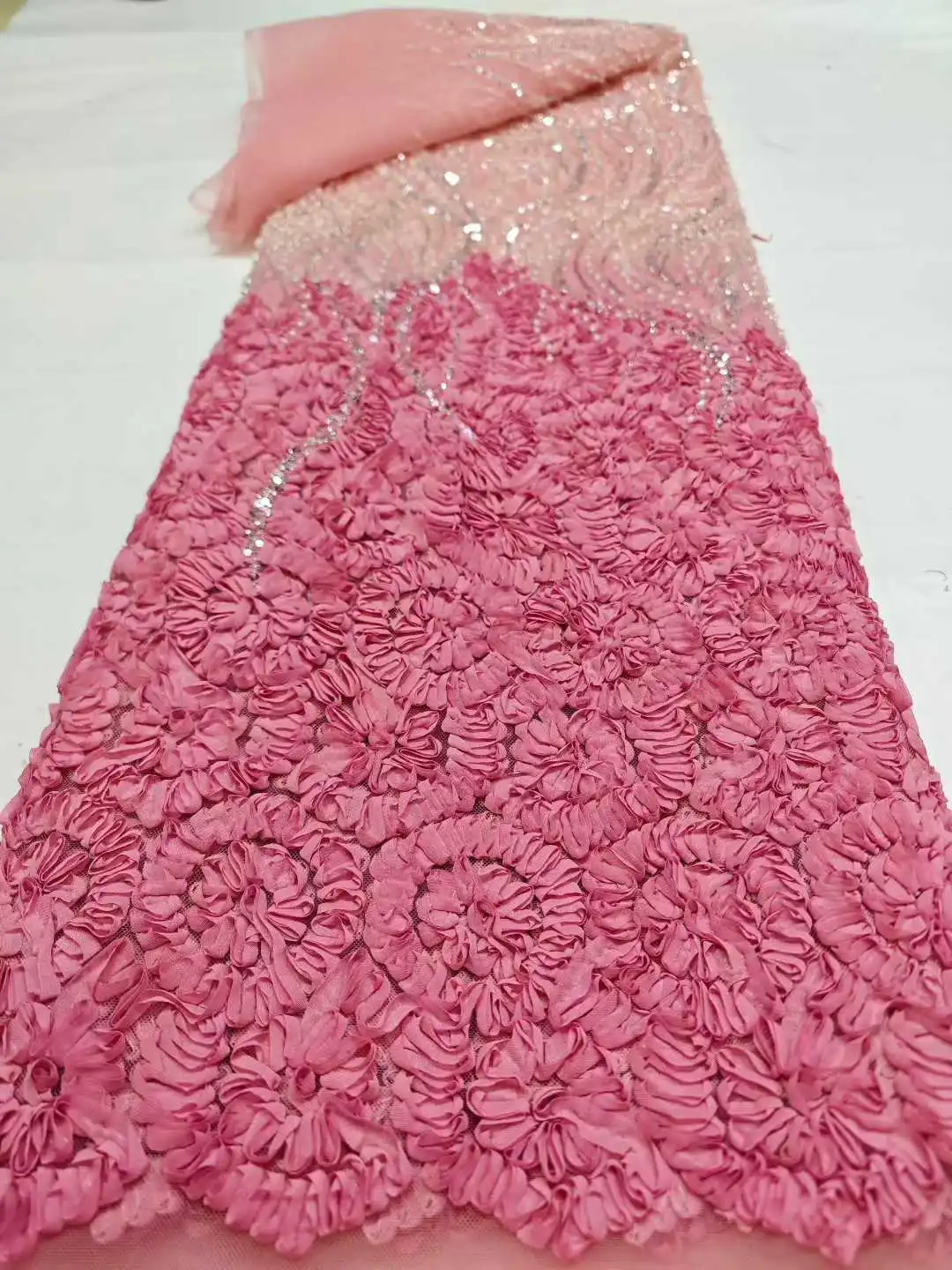 

Luxury African Sequin Lace Fabric 2026 High-Quality nigerian Beaded Mesh Embroidery for Women's Wedding And Party Dresses