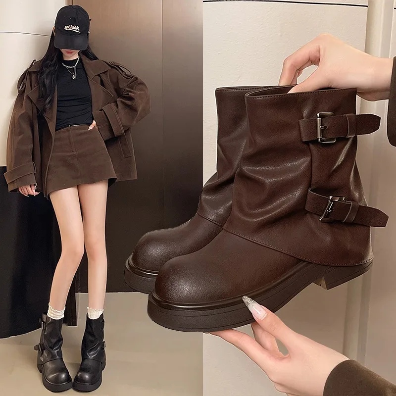 

2025 NEW Fashionable and Versatile Ankle Boots Women's Genuine Leather Boot Low Ladies Autumn Rock Retro Lady Boots Autumn