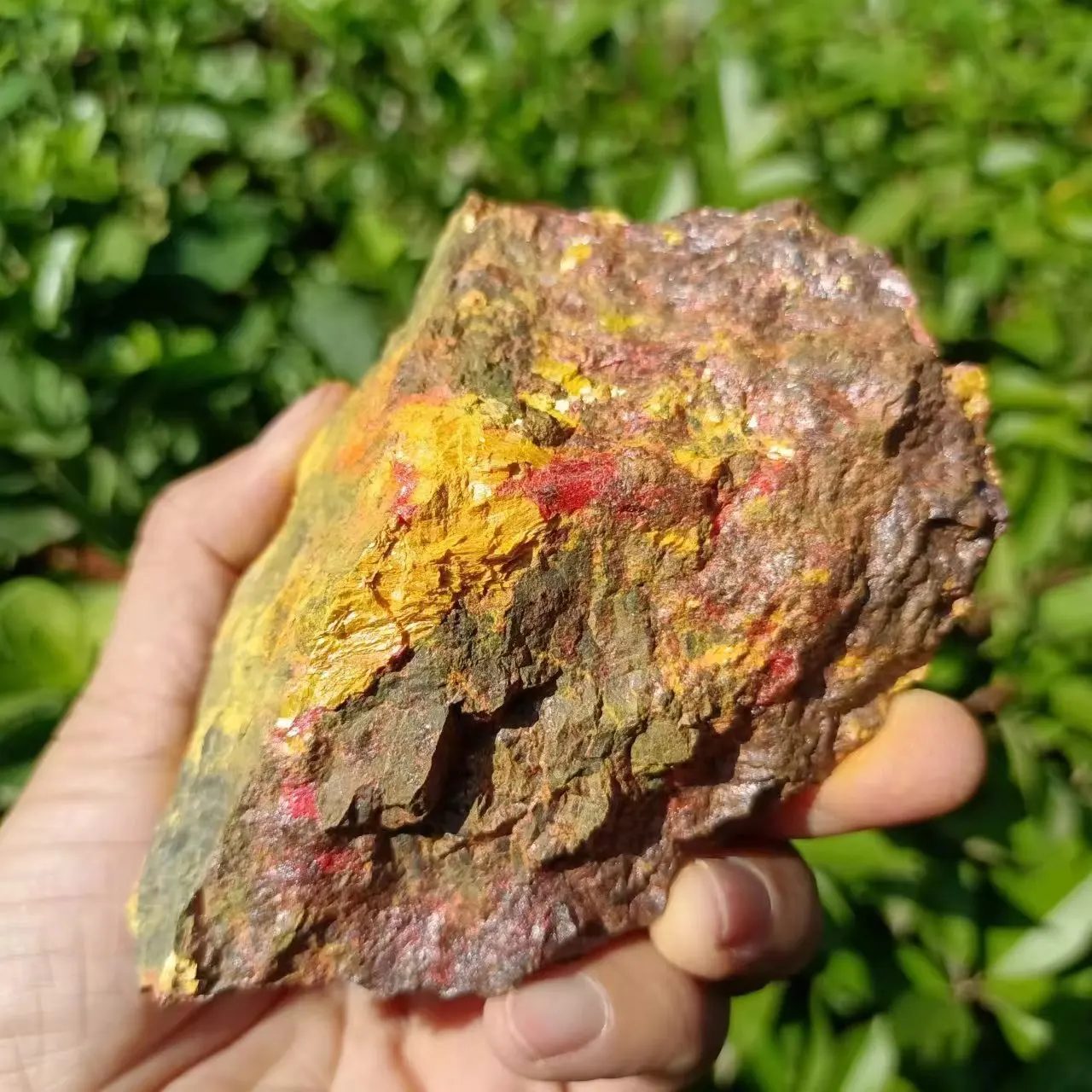 Natural Realgar Stone,Quartz Crystal Energy Gold Ore,Mineral Specimen Reiki Healing Stone,Painting Pigment Stone,Degaussing Ston