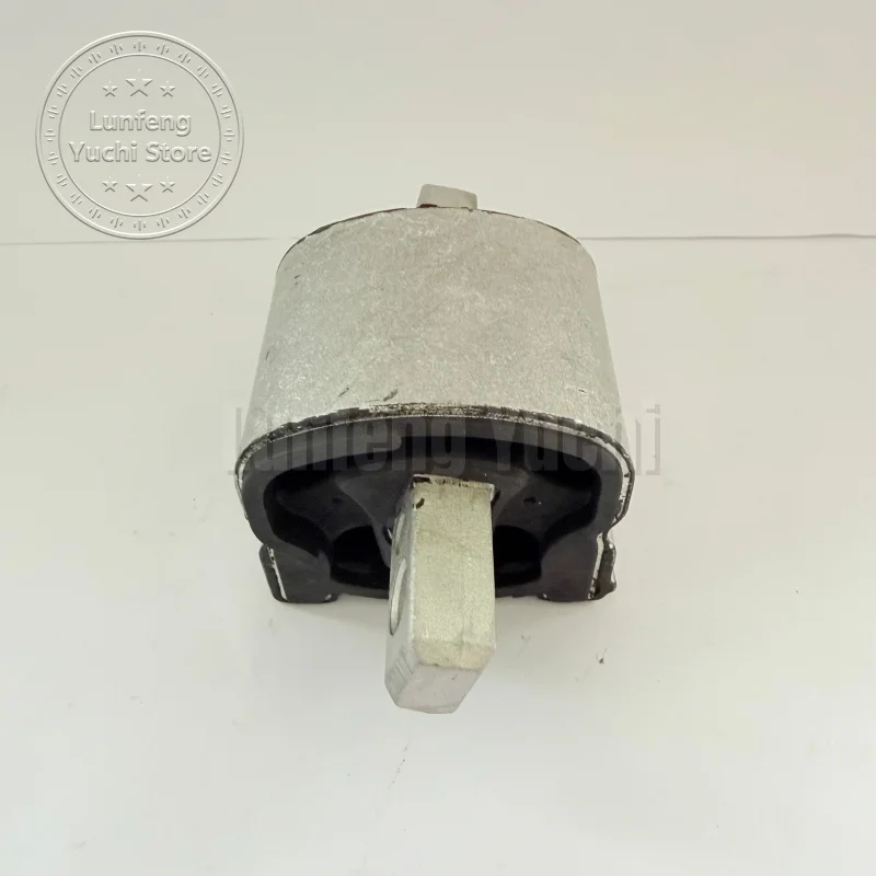Automatic Transmission Mount For Mercedes-Benz C-Class C205, S205, W205, E-Class W213 - A2052403300, A2052400818