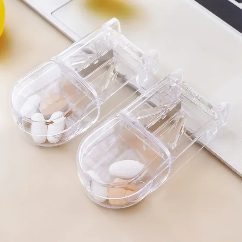 2Pcs Portable Pill Cutter Splitter Divide Medicine Storage Tablet Splitters Cut Slicer Home Pill Cases Dispenser Pill Drugs Box