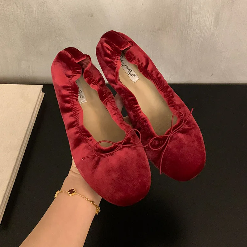 Lässige, weiche, modische Seiden-Ballerinas für Damen, flache Schuhe mit runder Spitze, flache Damenschuhe mit Schmetterlingsknoten, Slip-On-Modelle. – Detail 6