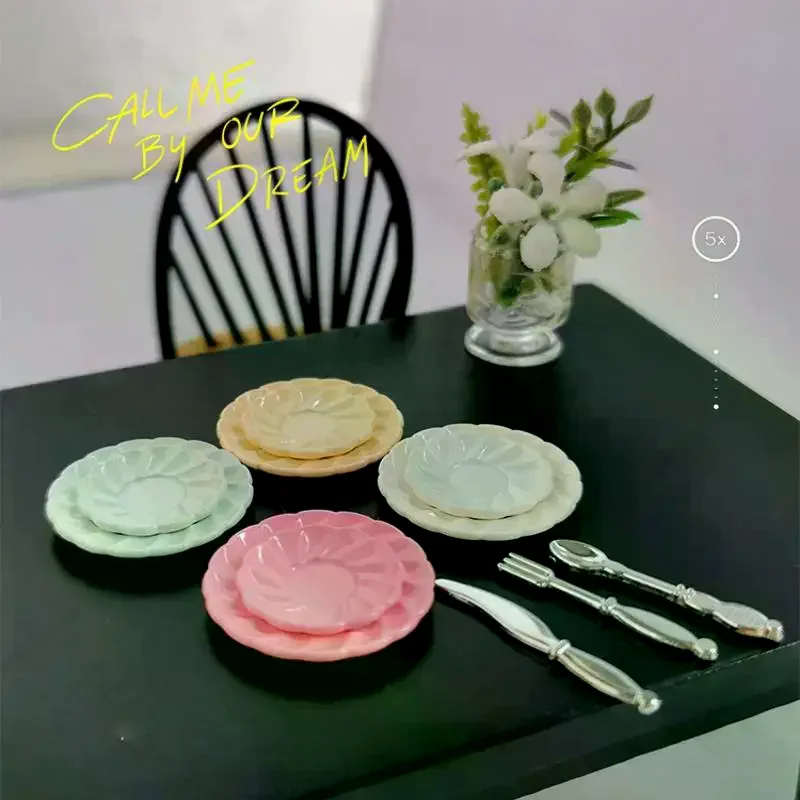 1 Juego de accesorios de cocina para casa de muñecas, cuchillo en miniatura, tenedor, cuchara, vajilla, Kit de platos, juguete para niños, simulación de comida y escena de juego, modelo