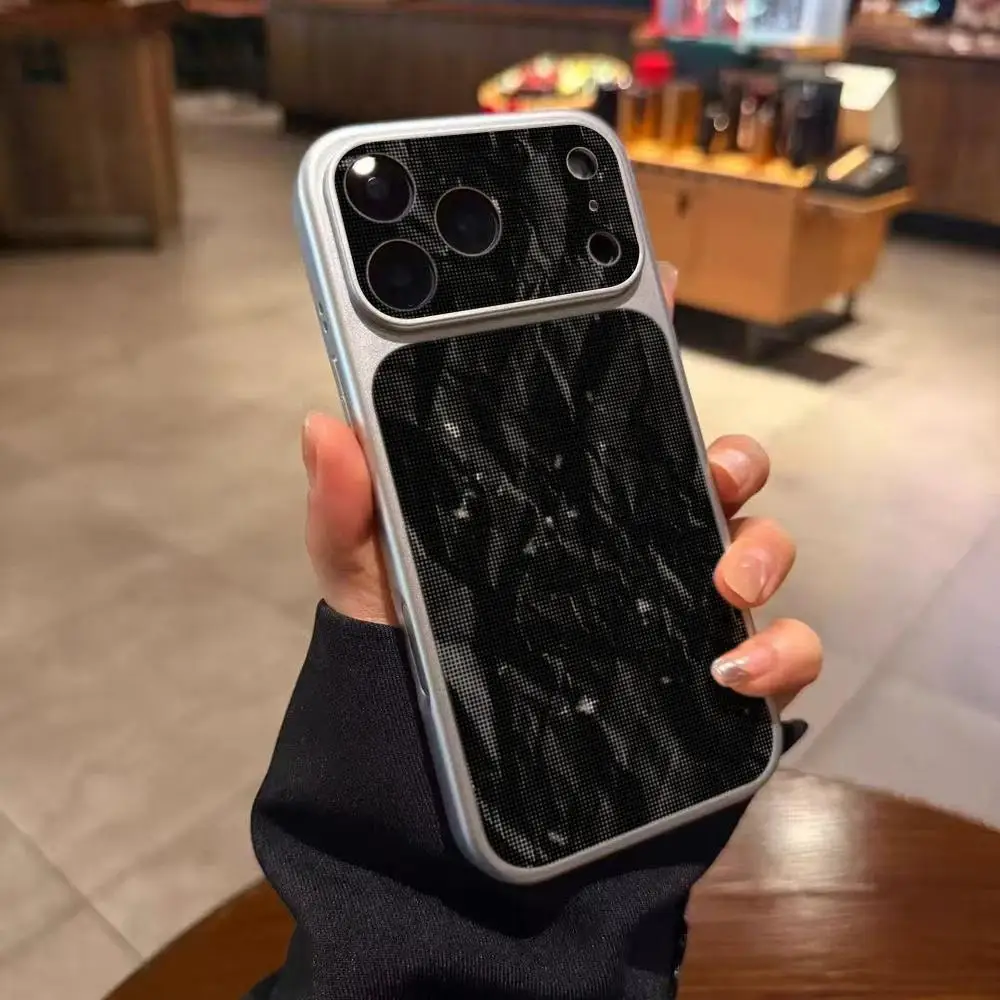 Coque de téléphone en carbone forgé avec placage argenté et cuir d'agneau pour iPhone 17, 16, 15, 14, 12, 17 Pro, 15, 16 Plus, 13 Pro MAX