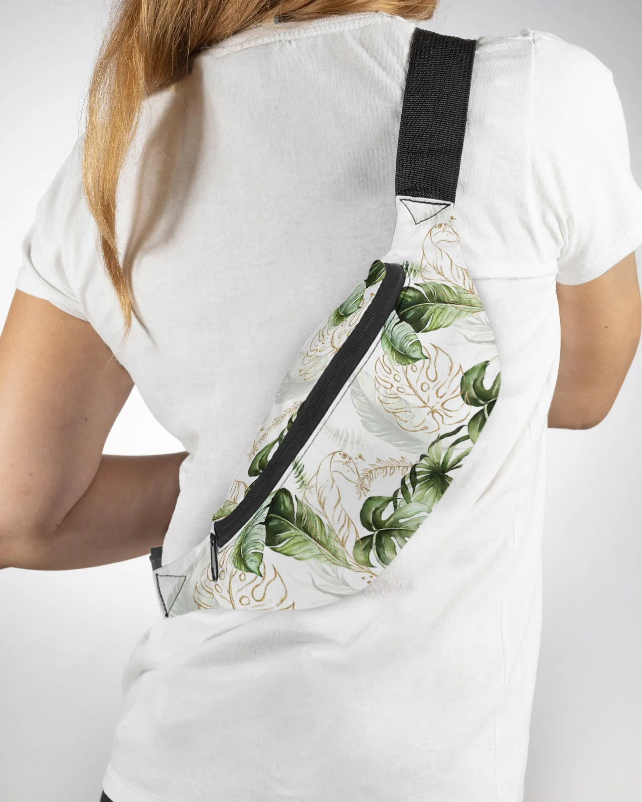 

Watercolor Palm Green Leaves Plant Men Women Waist Bag Fanny Pack Purse Phone Belt Bag Wallet Pouch Waterproof Banana Hip Bags