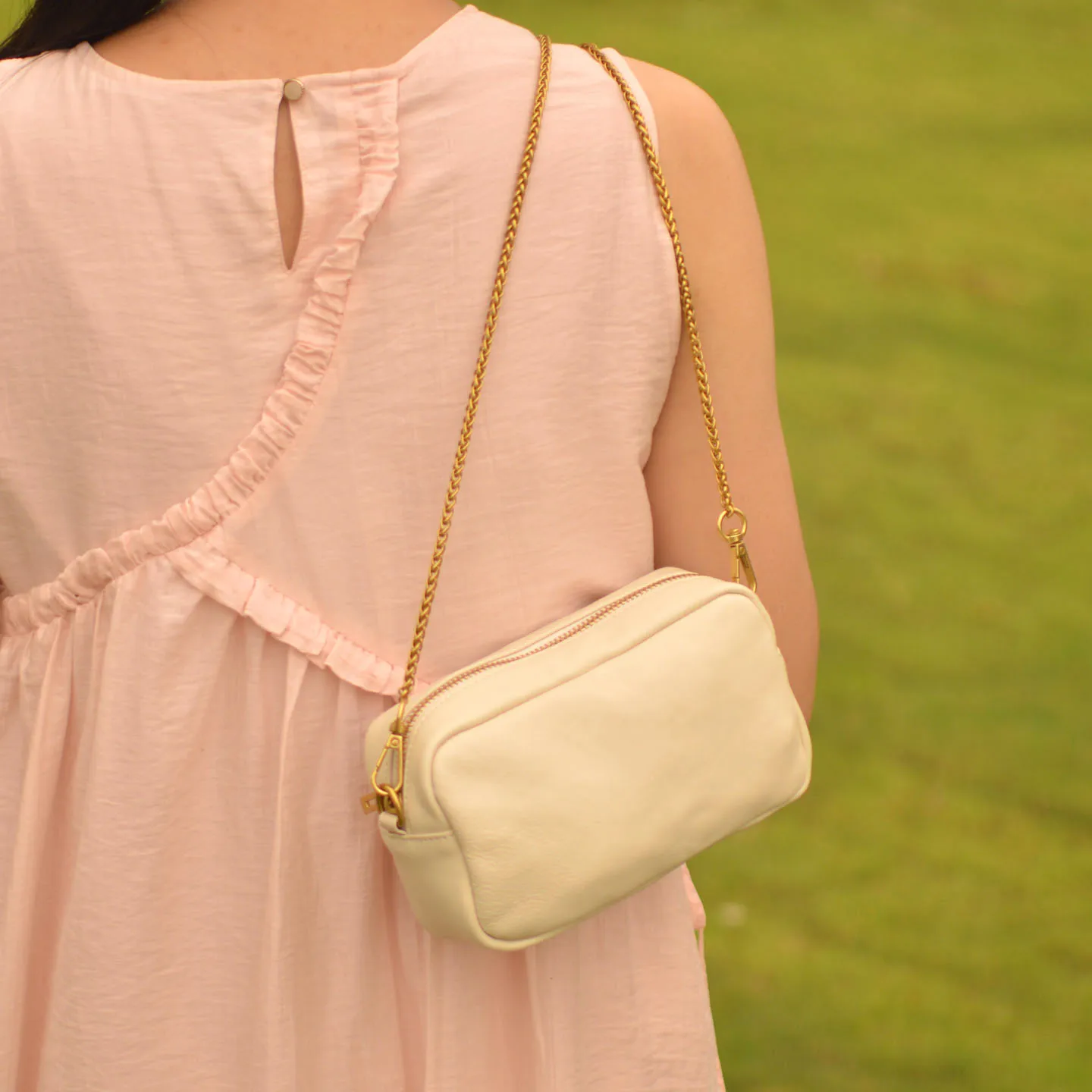 AETOO Handcrafted vegetable-tanned genuine leather small square bag with hand-grabbing texture, retro style, smooth cowhide came