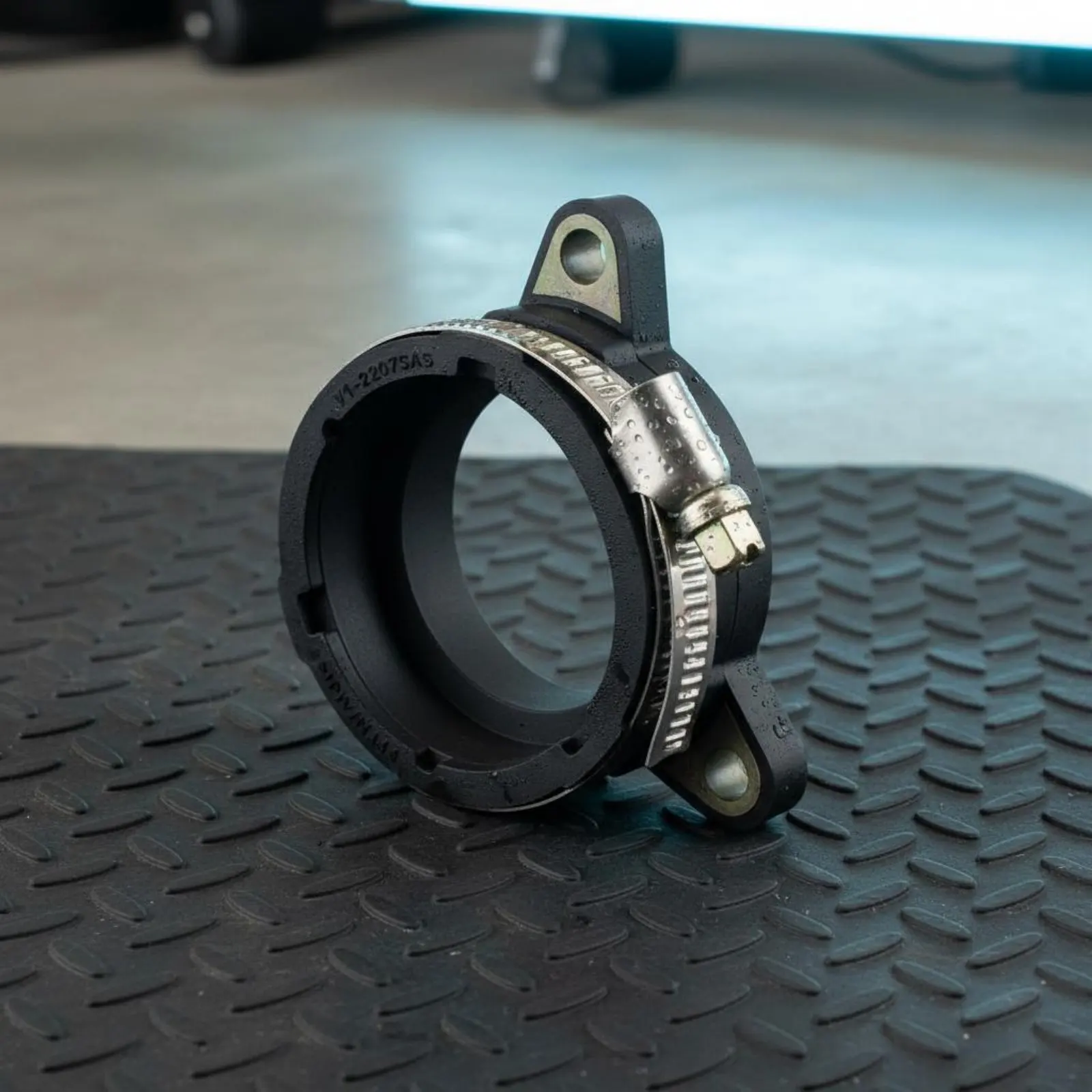 

Carburetor Intake Manifold Connector Includes Clamp Carburetor Interface Adapter Rubber Intake Manifold Joint for Garage