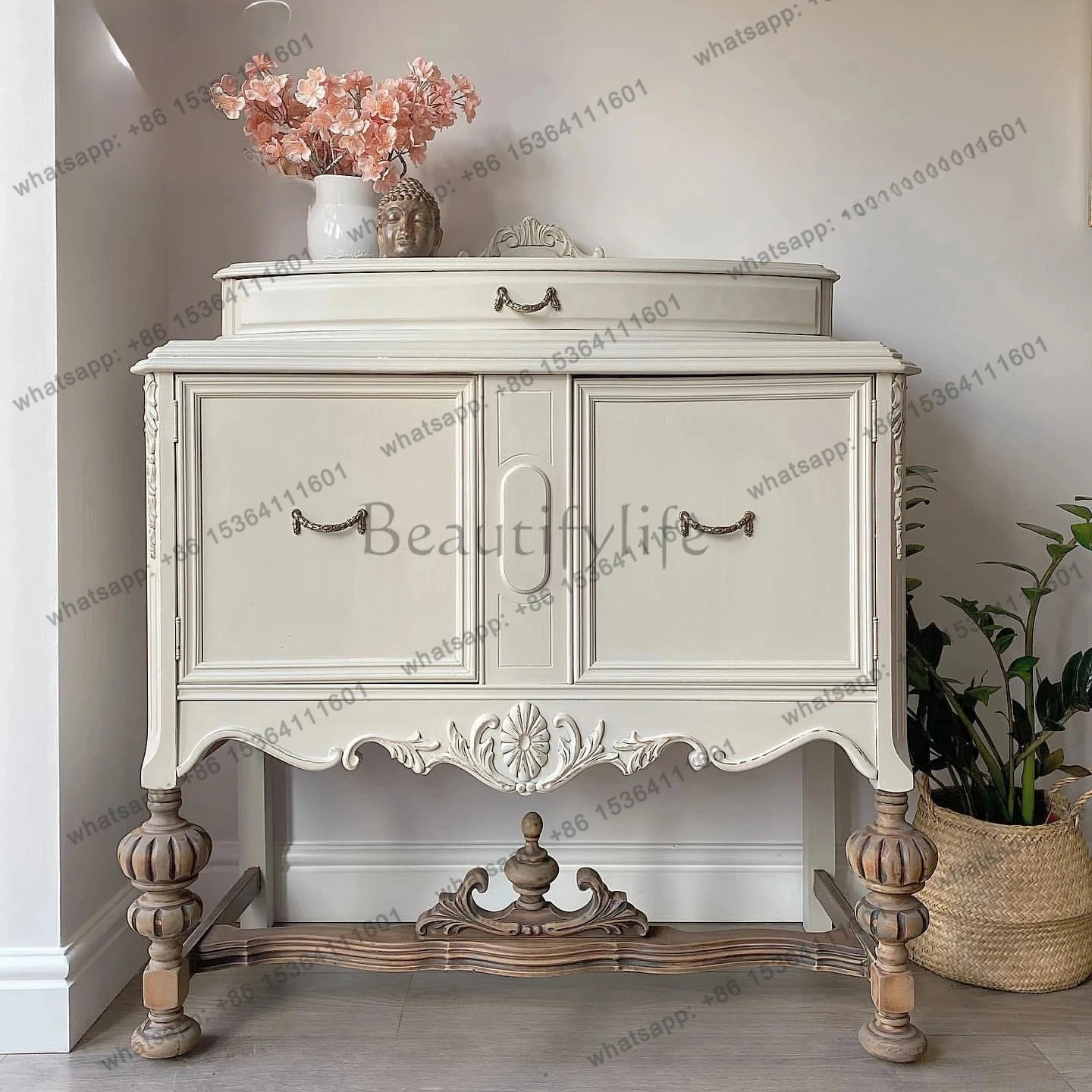 

French retro solid wood entrance foyer cabinet European engraving two-door storage storage cabinet furniture customization