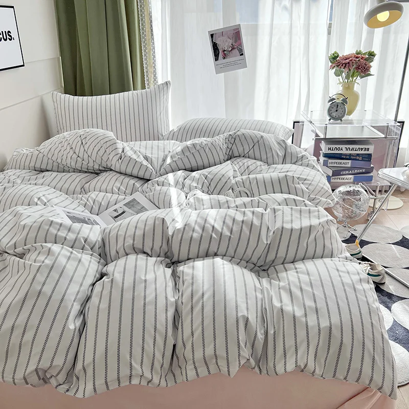 Stripe Duvet Cover 150x200 Simple Style Comforter Covers Queen Size housse de couette Skin-friendly Home Bed Linen(No Pillowcase