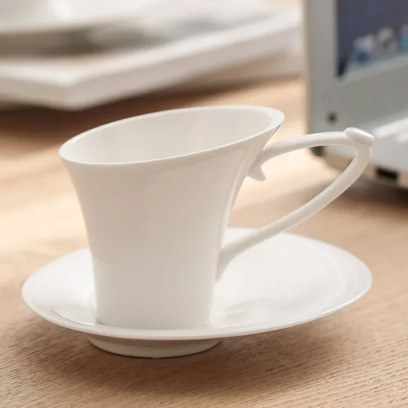 Oblique Cup and Saucer Creative Pure White Coffee Cup Simple Ceramic Cups and Saucer White Porcelain Tea Cups Gift