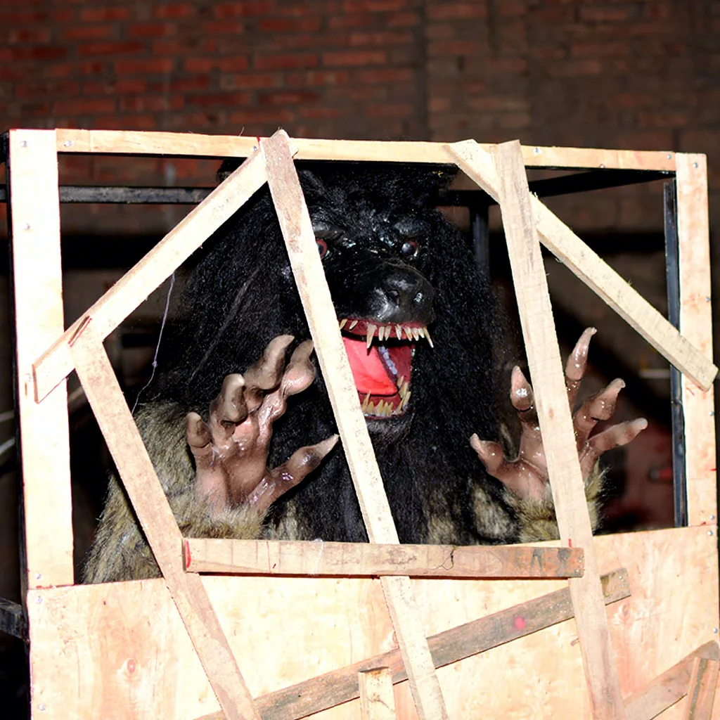 

ATV&UTVHorror Animatronics Variant Bear for Ghost House Halloween Decoration