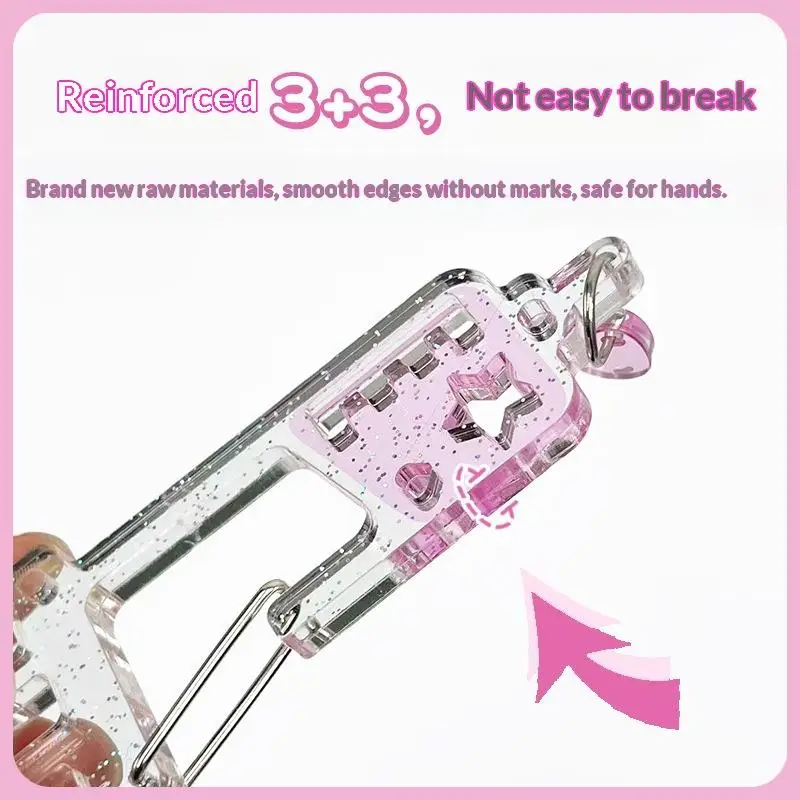 1 Stück Niedlicher Anime-Rucksackanhänger für Mädchen, Ästhetisches Kletterhaken-Zubehör, Krankenschwester-Nadel-Karabiner, Acryl-Taschenanhänger – Detail 11