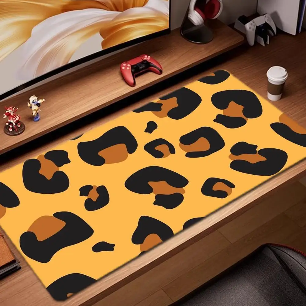 

leopard print Mouse Pad Game Accessories keyboard pad XXL large locking edge 900X400 mm table mat Gaming mousepad
