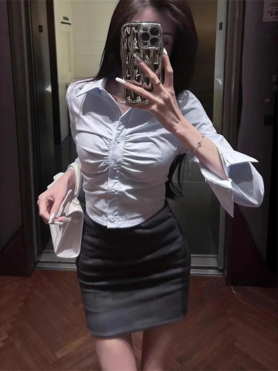 

Комплект из двух предметов: юбка и топ в стиле Sweet and Spicy, базовый слой, новая летняя коллекция 2024 года