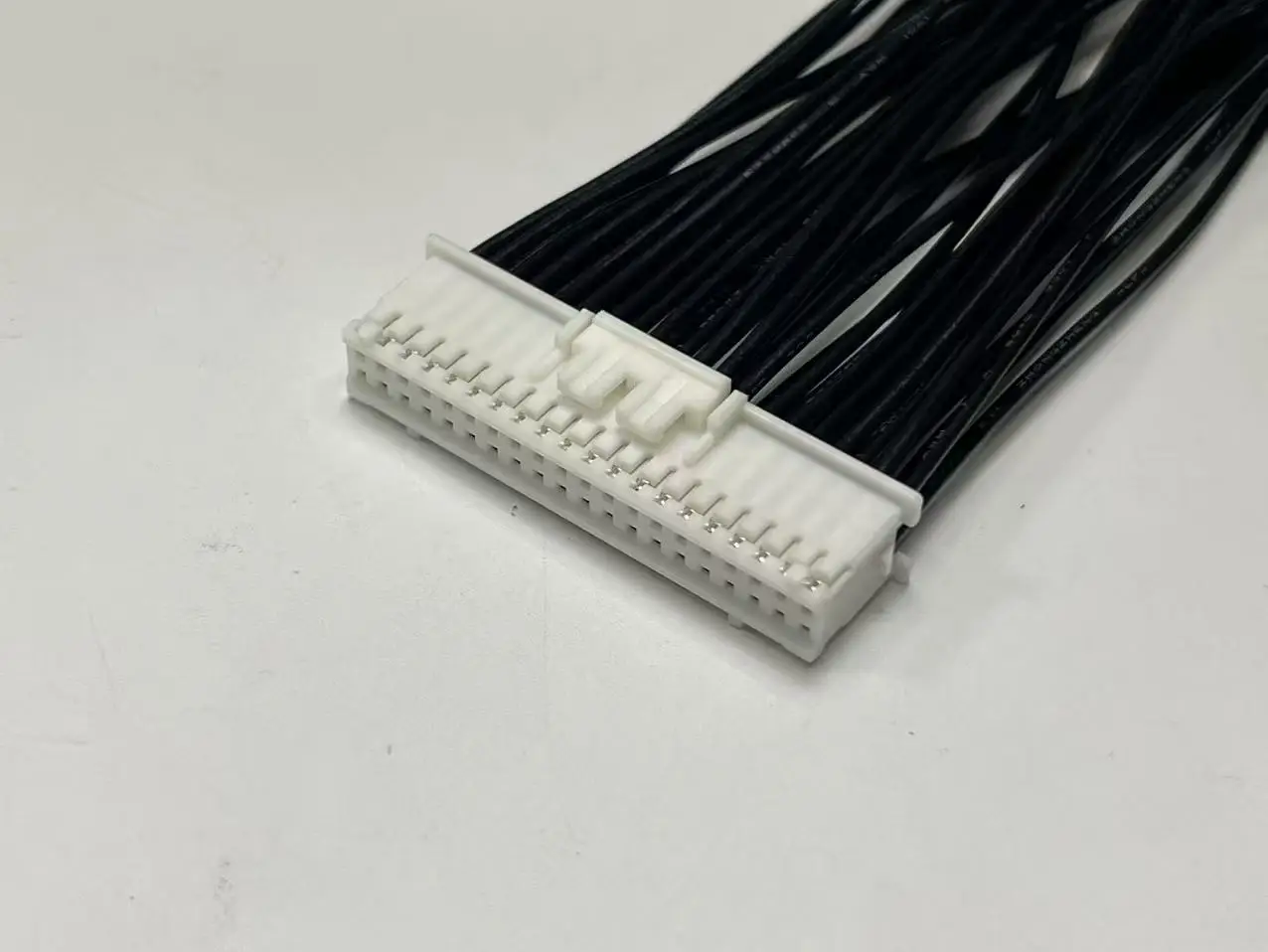 PADP-40V-1-S Wire Harness, JST 2.0mm PAD Dual Rows 40P, With UL1061 22AWG Wires