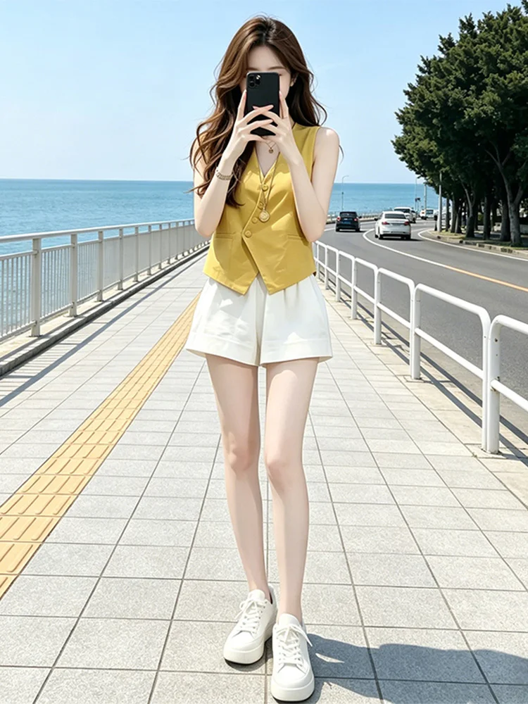 

Summer Beautiful Chic Women's Two-Piece Set Sleeveless Tank Top Wide Leg Shorts Casual Fashion Korean Style Commute Style