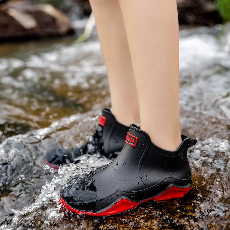 New Fashion Rubber Man Boots Trend Men's Rain Boots Platform Outdoor Shoes Slip on Warm Waterproof Work Mens Booties Soild Shoes