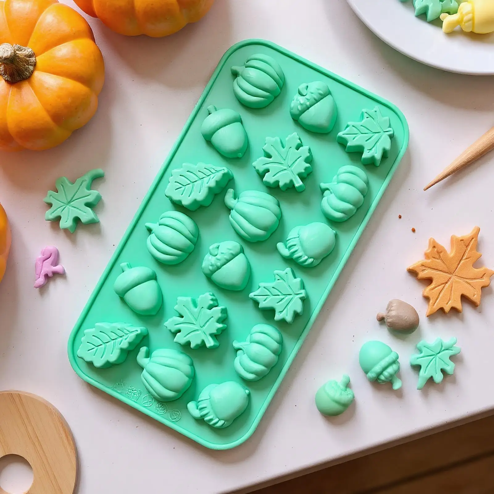 Fall Candle Molds 18-Cavity Candy Pumpkin Pine Cone Maple Leaves Moulds Mini Silicone Non Stick Easy Release Molds for Craft