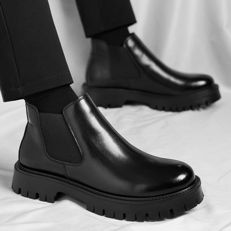 

Mens Black Glossy Leather Chelsea Boots Elastic Gores Slip On Chunky Sole Ankle Boots Casual Office Work Daily Wear Shoes Simple