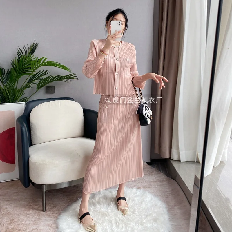 YUDX Miyake Pleated 2-piece Fashion Women\'s Skirt Suit Casual Round Neck Cardigan Half Skirt Two-piece Set 2024 Spring Fall New