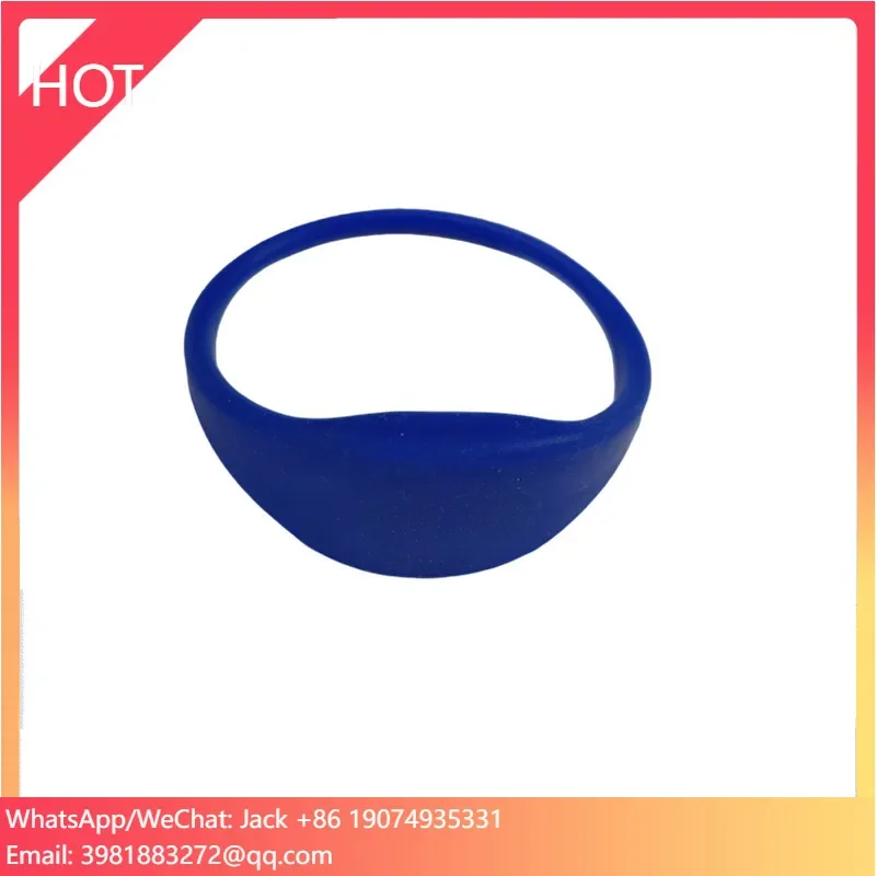 

Custom 100pcs Per Bag TK4100 RFID Silicone Wristband 65mm Waterproof Access Control Wristbands For Swimming Gym