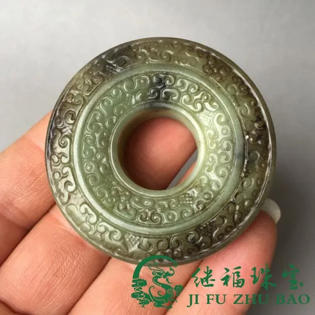 

Old goods are antique, old objects in the Han Dynasty, and the pendant is collected with a safety buckle pendant.