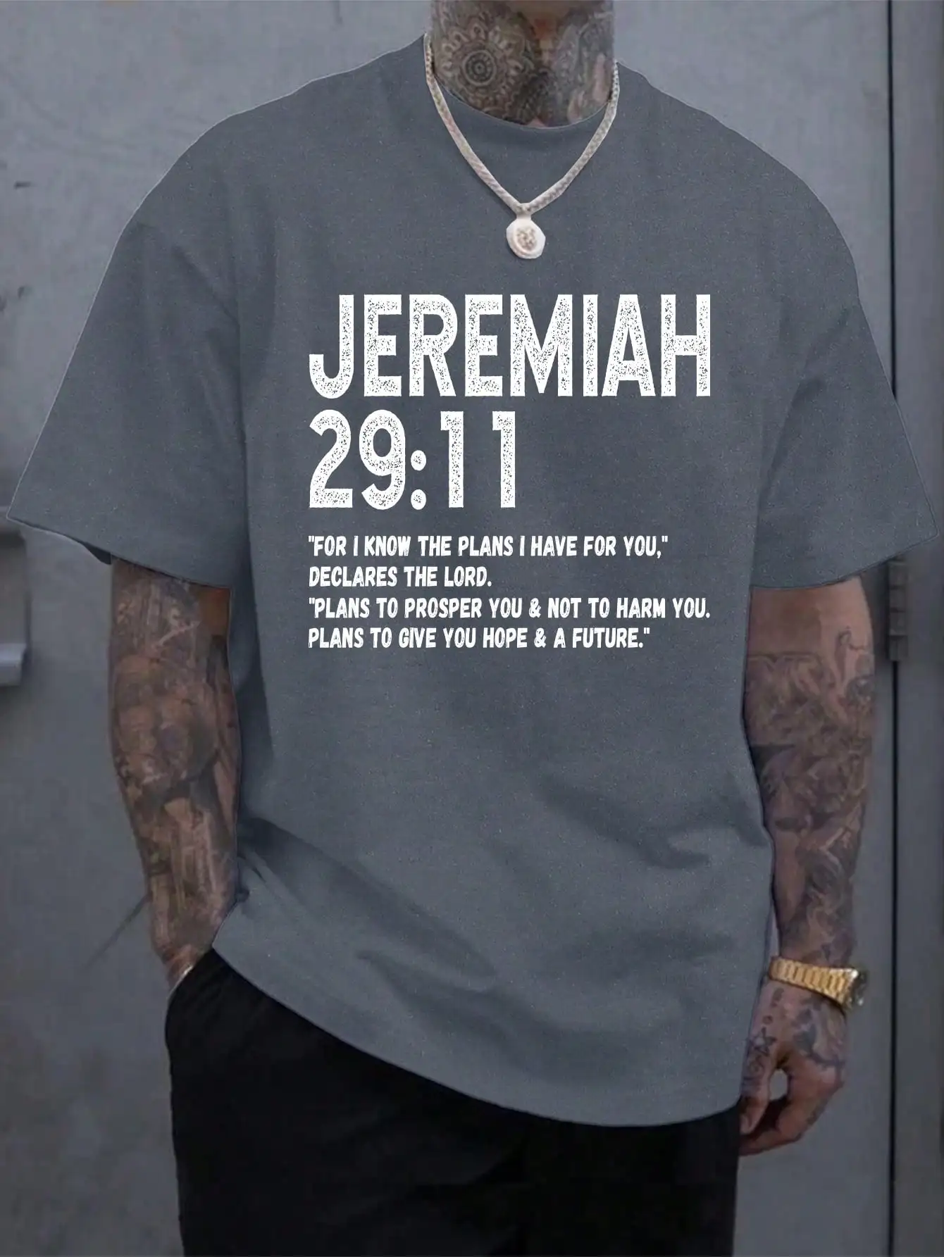 

Men's Loose Fit Short Sleeve T-Shirt with Inspirational Text Print for Casual Wear