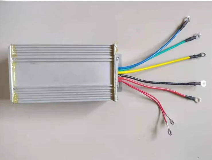 

DC12V-24V 250W Brushless Regulator Speed Controller three-phase high power brushless motor driver 126mm*68mm*36mm