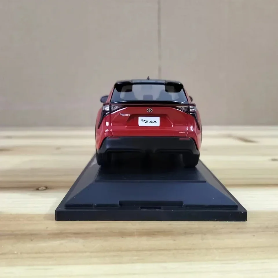 Original Die-cast 1:30 Scale Toyota Bz4x Simulation Alloy Static